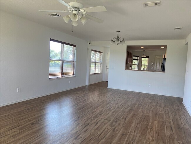 Building Photo - 7414 Birmingham Forest Dr