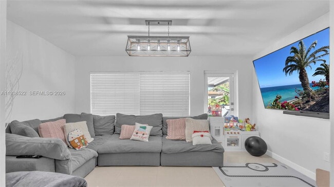 Building Photo - Southwest 27th Street, Miami, FL 33155 - 3 BR 1 BA single-family home