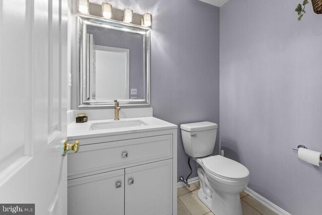 Building Photo - 8009 Frontier Dr