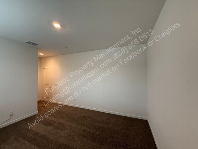 Building Photo - 14011 Cosentino Wy