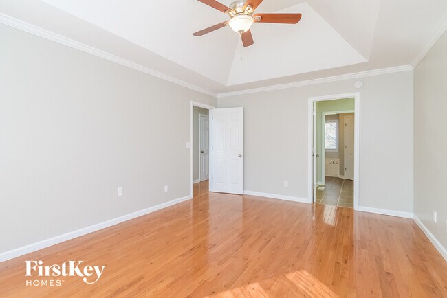 Building Photo - 6391 Flat Rock Dr