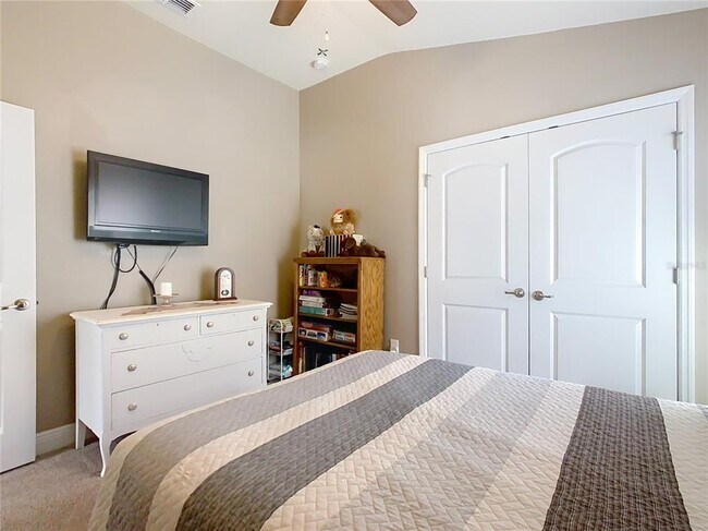 Building Photo - 649 Meadow Pointe Dr