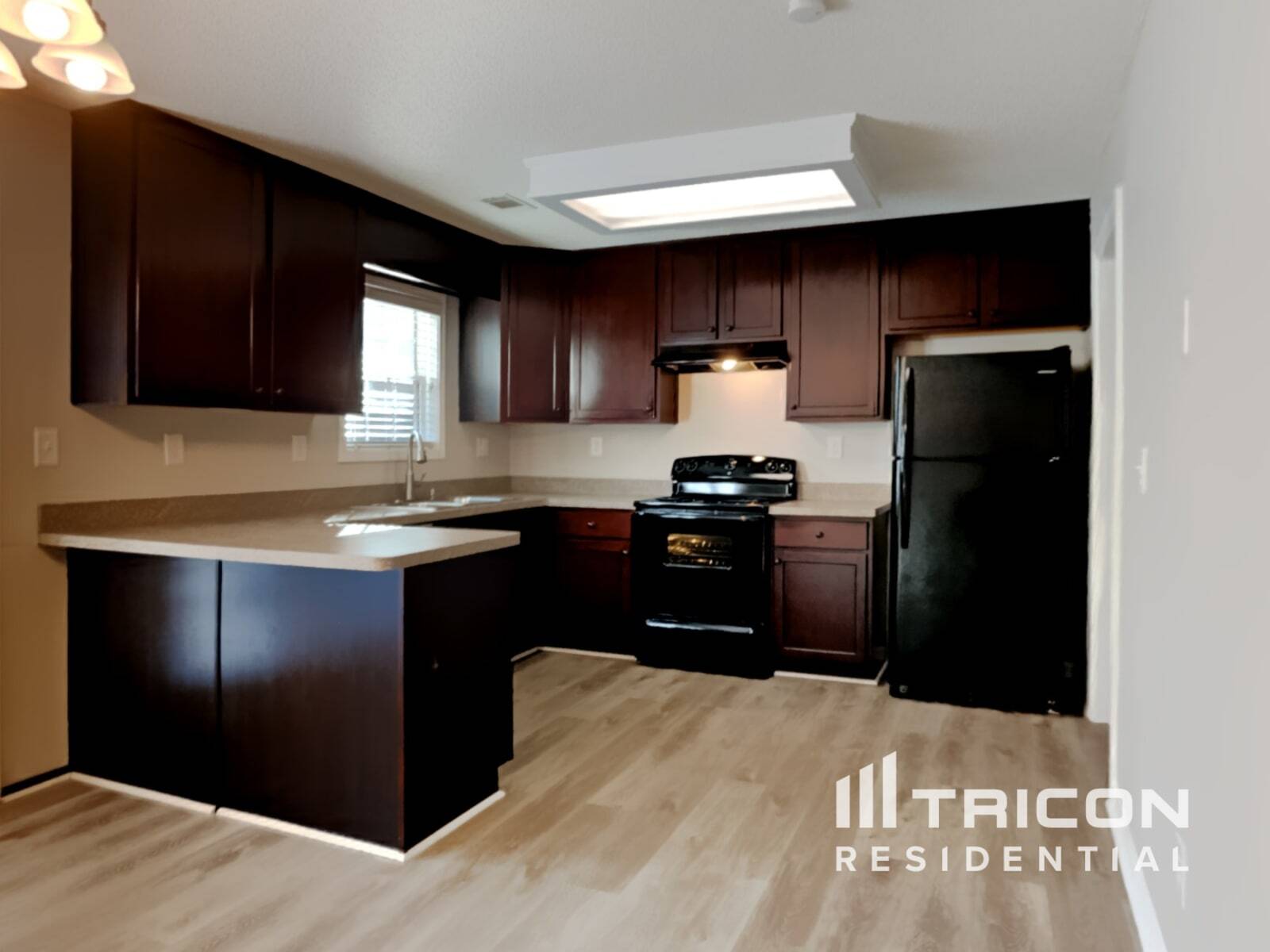 Building Photo - 1693 Bismarck Cir