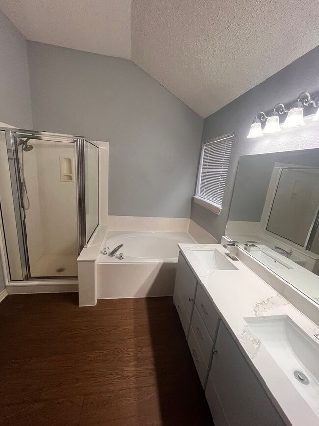 Building Photo - NEW IN MANAGEMENT - AVAILABLE NOW