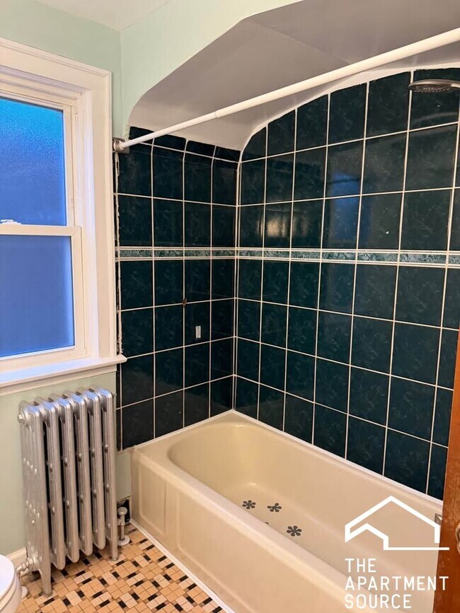 Building Photo - 5143 S Rockwell St