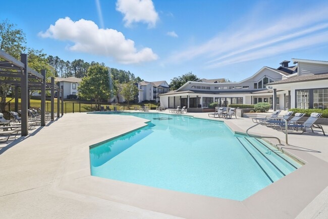 Building Photo - 626 Shug Jordan Pkwy