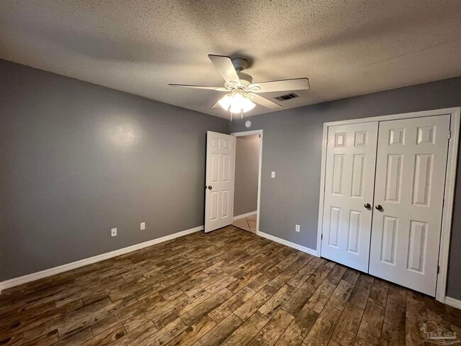 Building Photo - 5784 Twisted Oak Ct