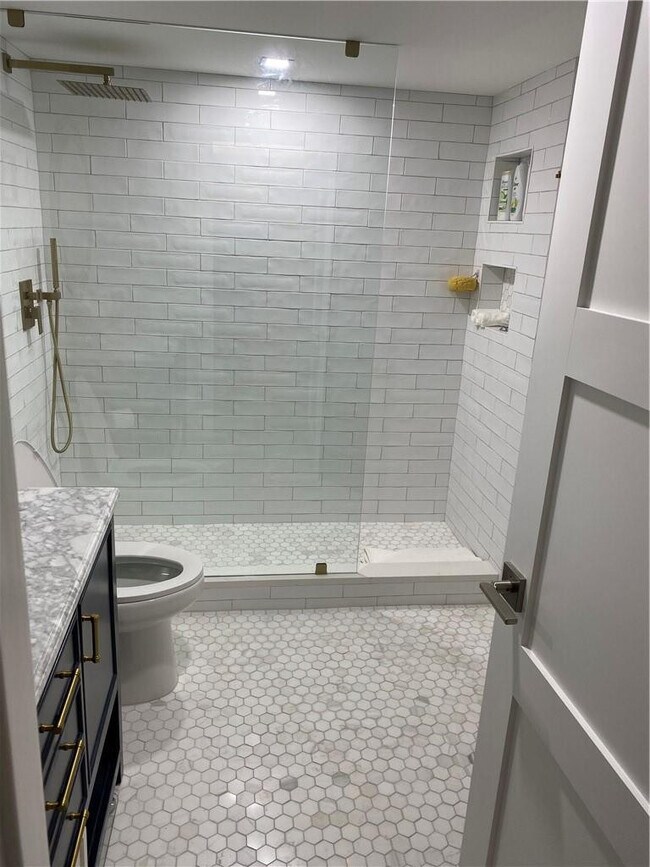 Building Photo - 4250 Galt Ocean Dr