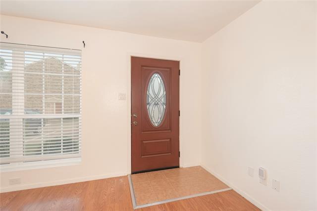Building Photo - 2500 E Park Blvd