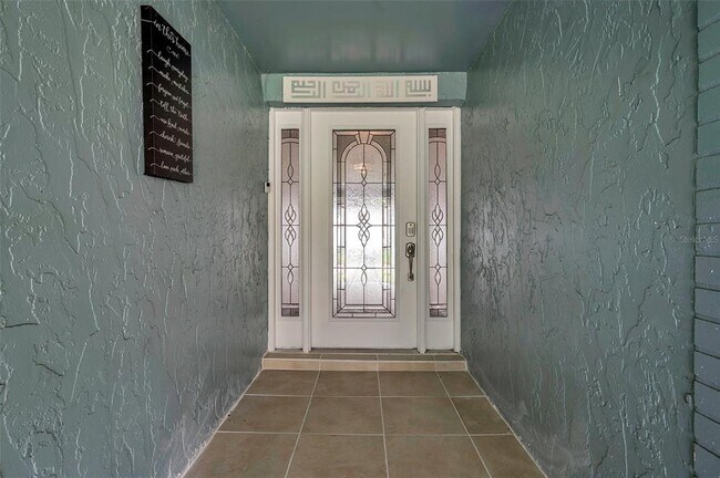 Building Photo - 1520 Windmill Pointe Rd