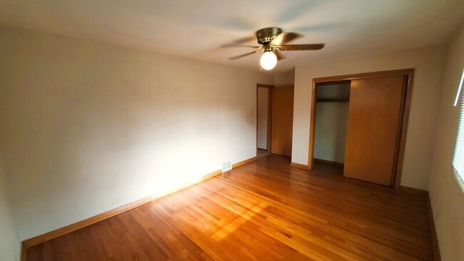 Building Photo - 2903 Oakland Rd NE