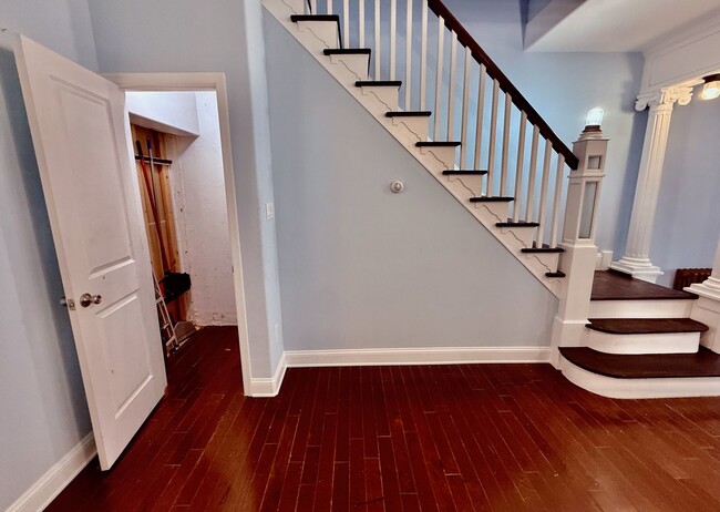 Building Photo - 2+ BED/1.5 BA Solid HOUSE in great East Passyunk/LOMO location w/ Central AC-HARDWOOD Flooring-WA...