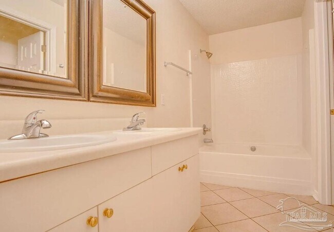 Building Photo - 393 Mizzen Ln,Perdido Key