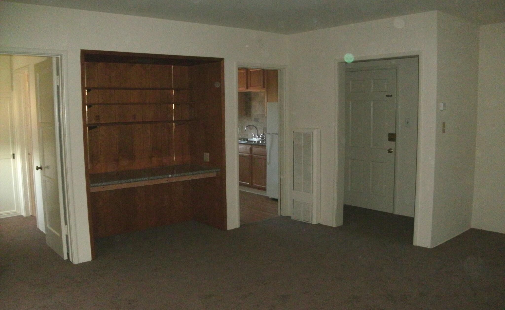 Building Photo - 5308 E Anaheim Rd