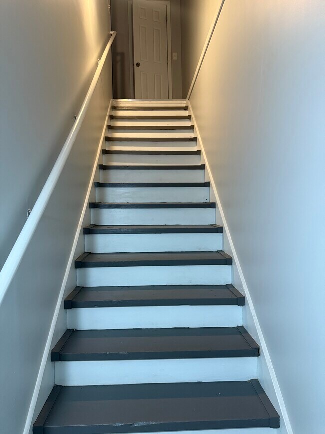 Building Photo - 3158 16th Ave