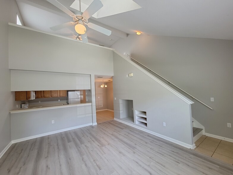 Building Photo - 4434 Gearhart Rd