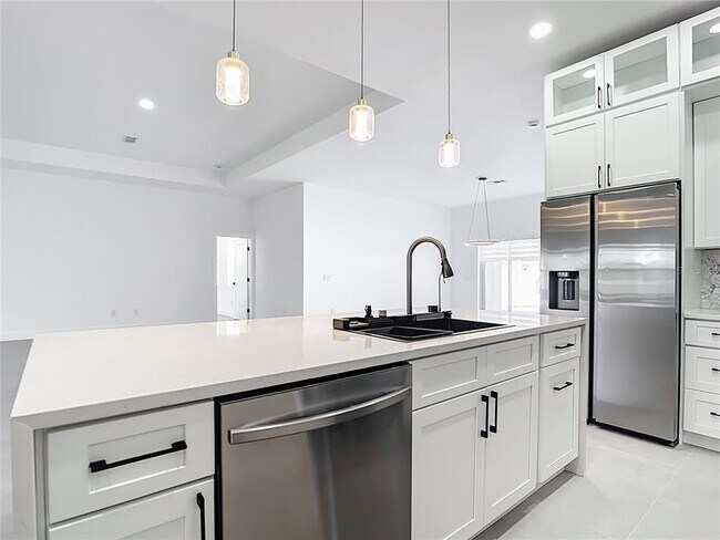 Building Photo - 174 Ingram Blvd