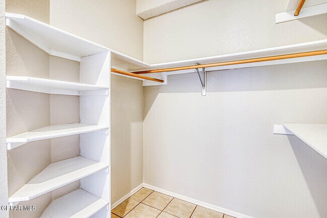 Building Photo - 6076 Los Siglos Dr
