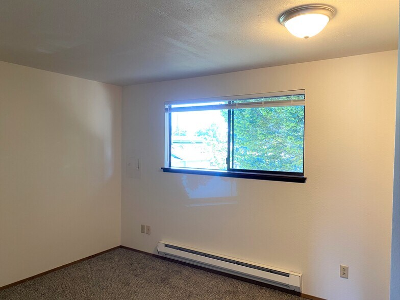 Building Photo - 5517 108th Avenue Ct E