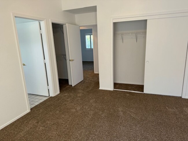 Building Photo - 2 Bedroom located in Sun City Summerlin 55+