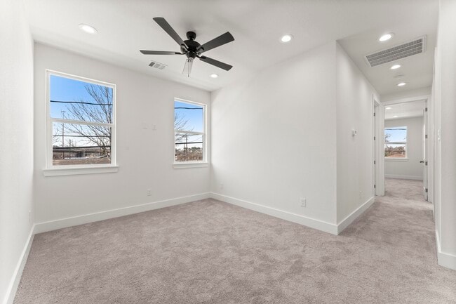 Building Photo - 6808 Ralston St