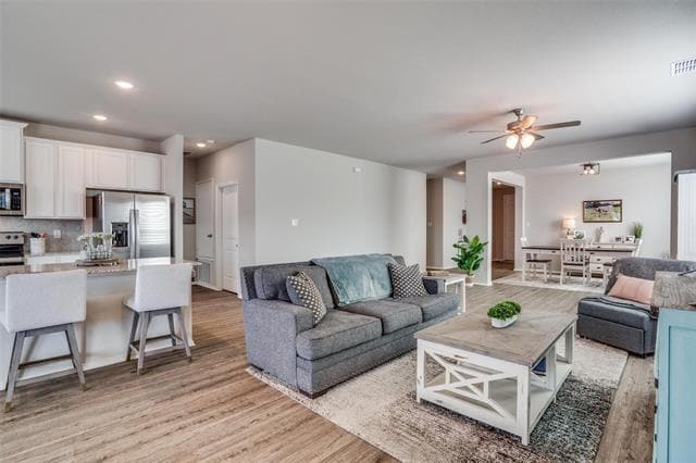 Building Photo - 9024 HUXLEY Dr