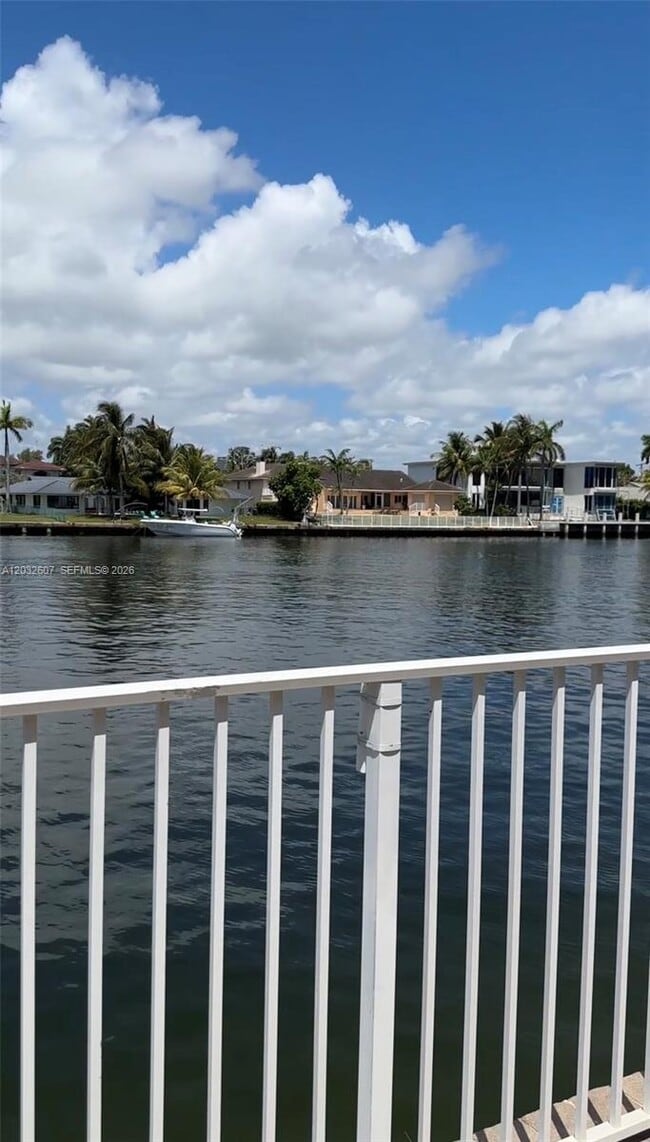 Building Photo - 3161 S Ocean Dr
