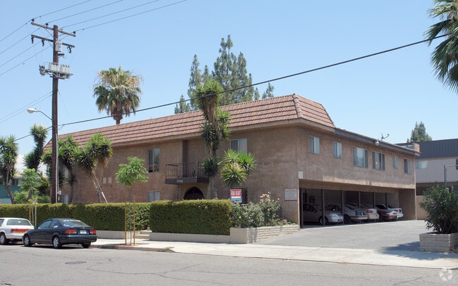 Building Photo - 3700 Cranford Ave