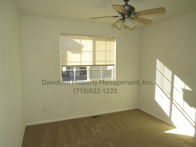 Building Photo - Beautiful 3-Bedroom House in Eastern Color...