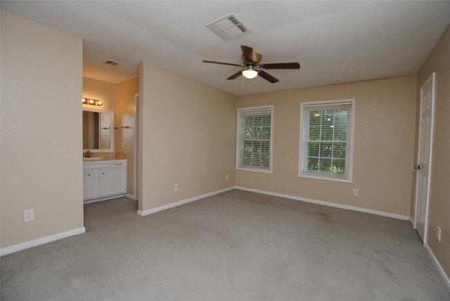 Building Photo - 7853 Fuqua St