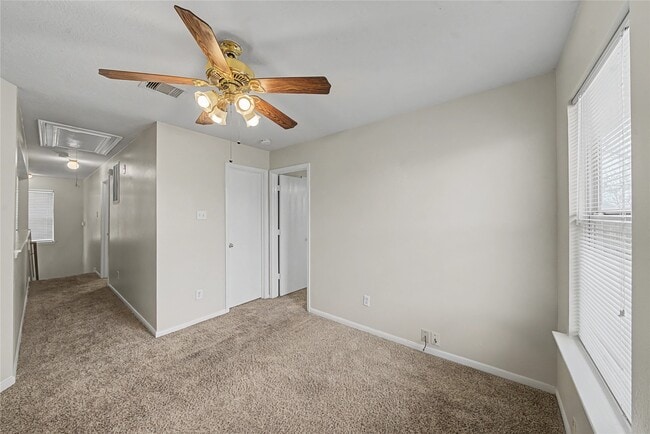 Building Photo - 1111 Auburn View Ln