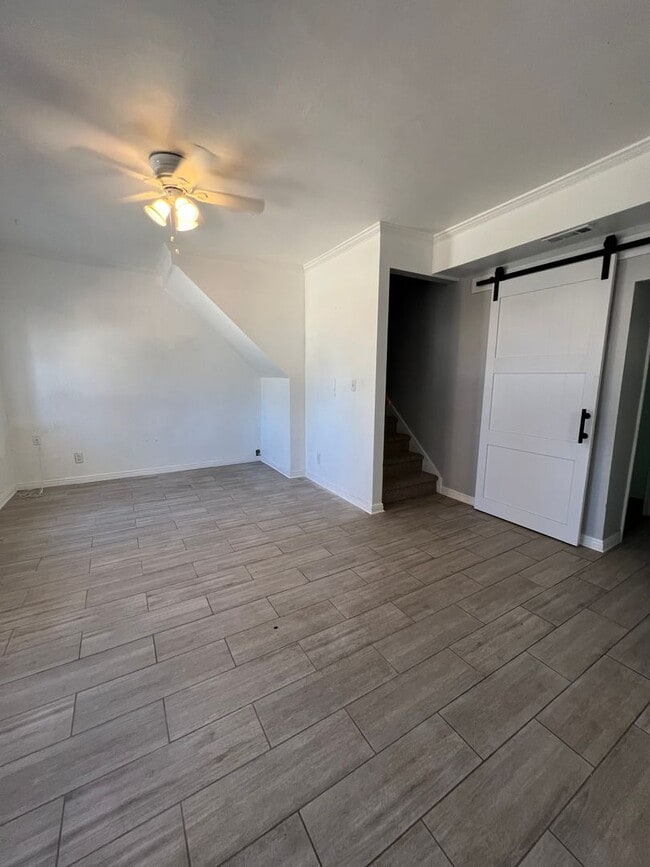 Building Photo - Dog Friendly Home in Heber!