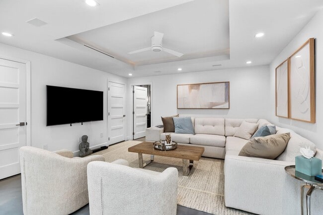 Building Photo - 2155 S Ocean Blvd