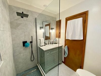 Building Photo - 209 Princeton Rd