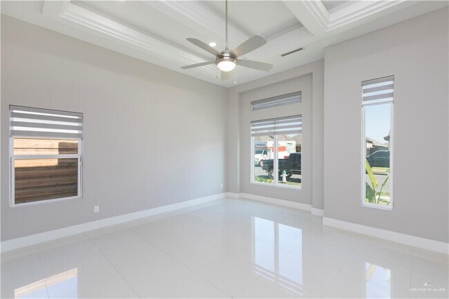 Building Photo - 5701 Pelican Ave