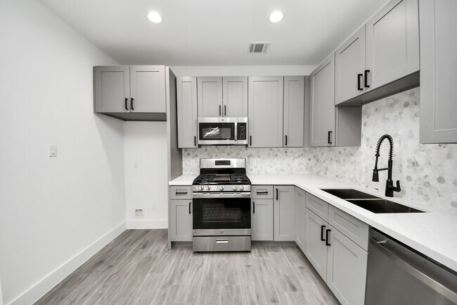 Building Photo - 7412 Carver Rd