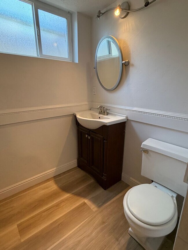Building Photo - Spacious West Valley Home!!!