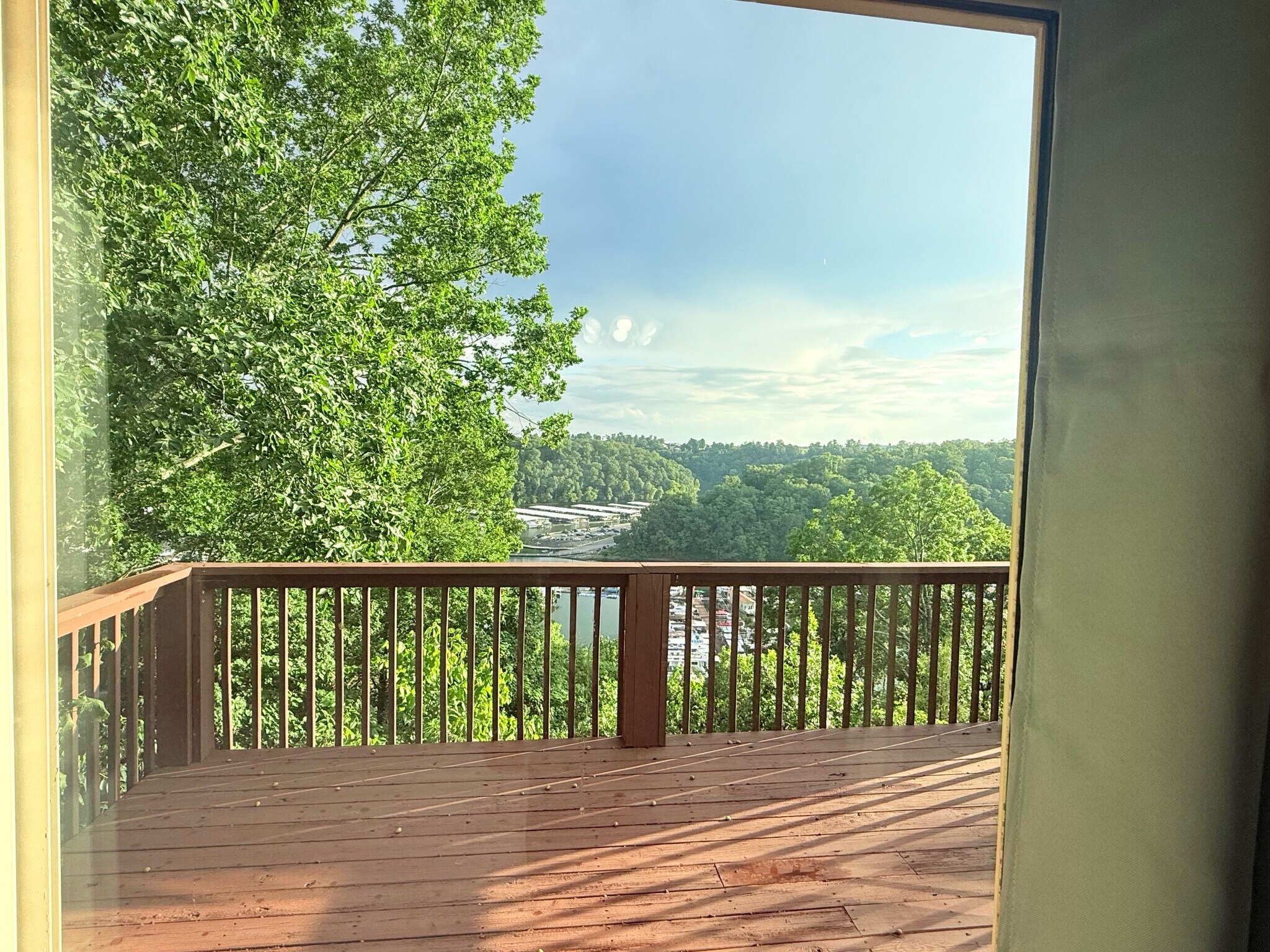 Building Photo - 949 Hideaway Dr