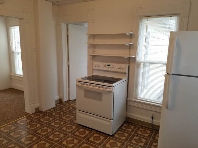 Building Photo - 1221 Tremont St