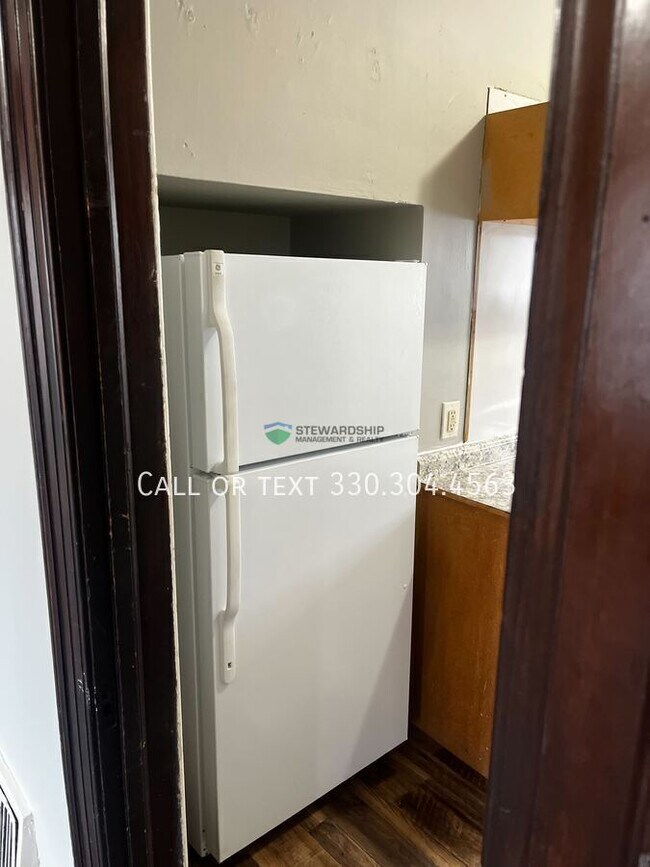 Building Photo - 916-918 Peckham St.-918