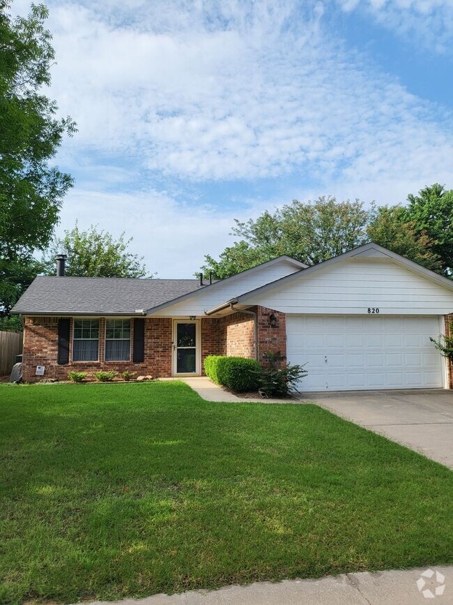 Building Photo - (3) Bed/(2) Bath in Eagle Cliff Addition A...