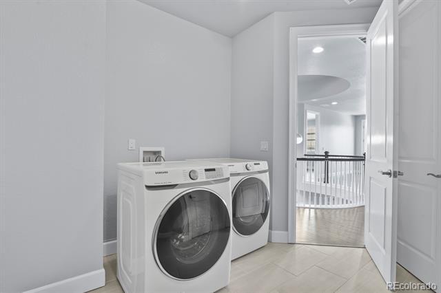 Building Photo - 9781 Cantabria Point