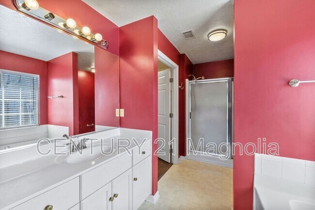Building Photo - 928 Hunting Horn Wy