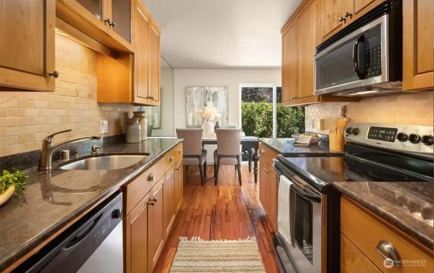 Building Photo - 12252 SE 59th St