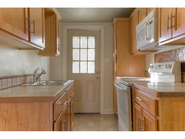 Building Photo - 2103 Harrison Ave