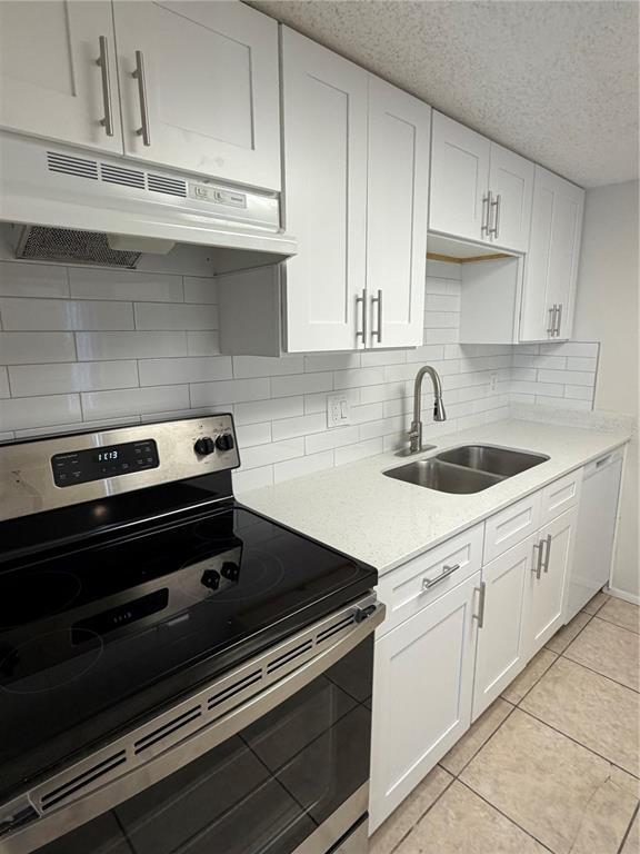 Building Photo - 4911 Silver Oaks Village