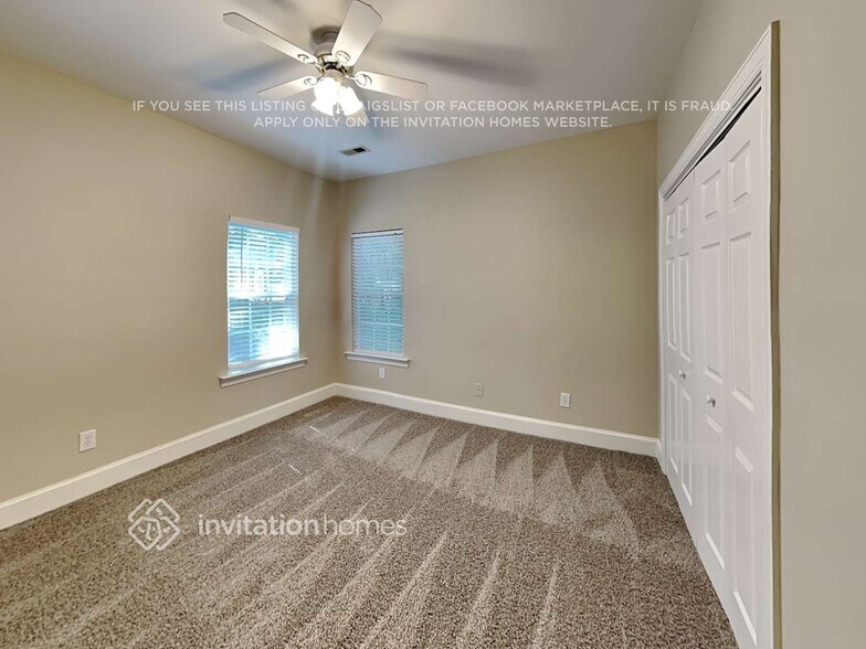 Building Photo - 10305 Waxhaw Hwy