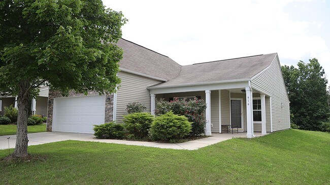 Building Photo - Immaculate Home in Collington Farms