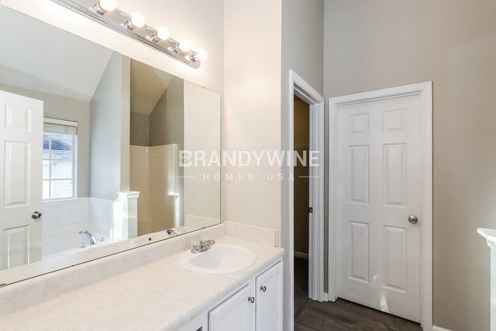 Building Photo - 10799 Misty Meadows Pl