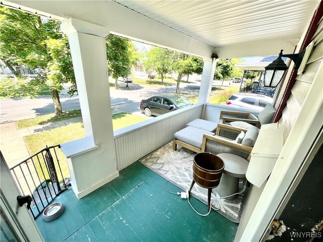 Building Photo - 141 Parkwood Ave